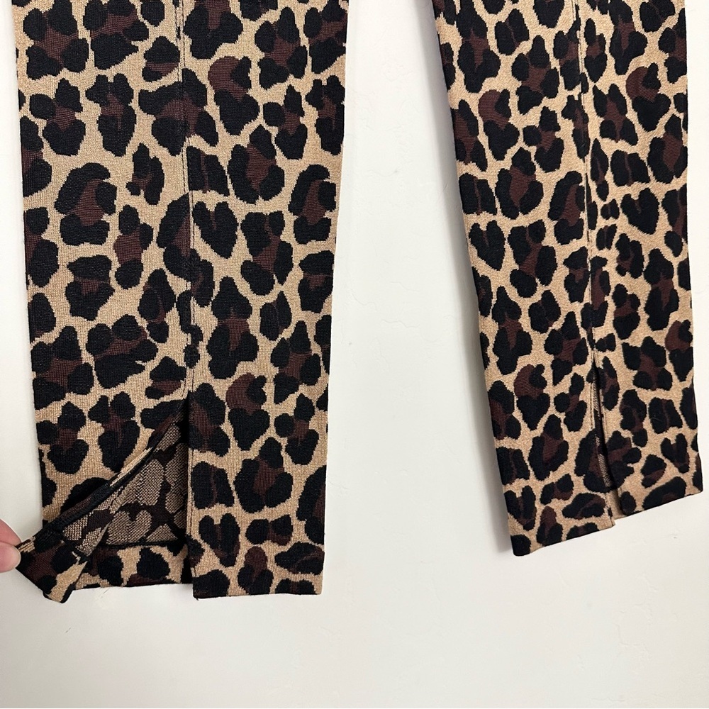 St. John Collection Alexa Leopard Animal Print - Picture 9 of 14